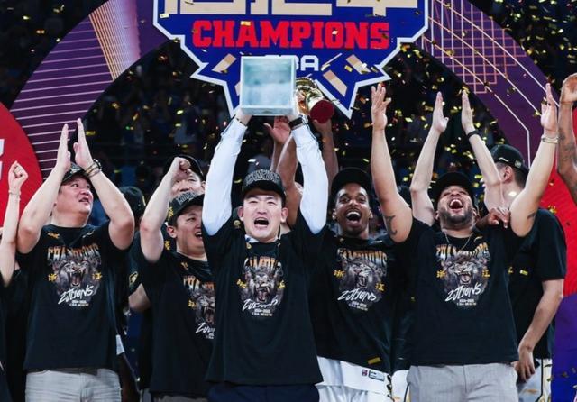 乐鱼-官方：浙江广厦夺得CBA总冠军被写入浙江省政府工作报告