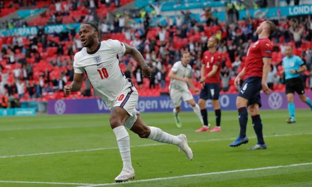 乐鱼体育官网-林良锋：斯特林好心干坏事 英格兰偏向虎山行