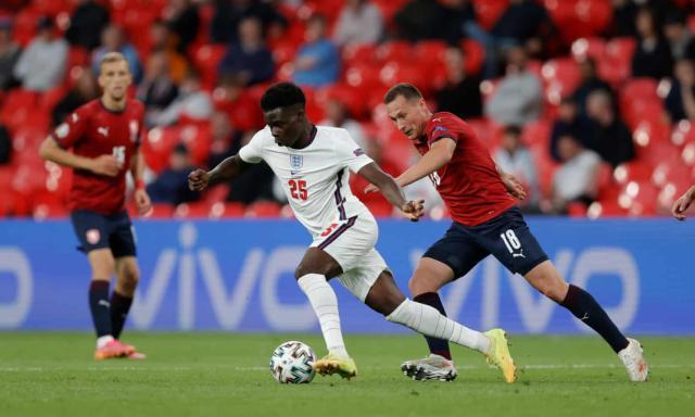 乐鱼体育官网-林良锋：斯特林好心干坏事 英格兰偏向虎山行